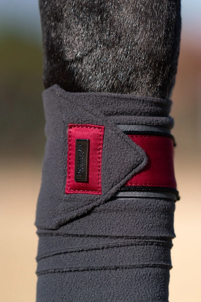 wildrose_dag3-2 Equestrian Stockholm Fleece Bandagen Wild Rose