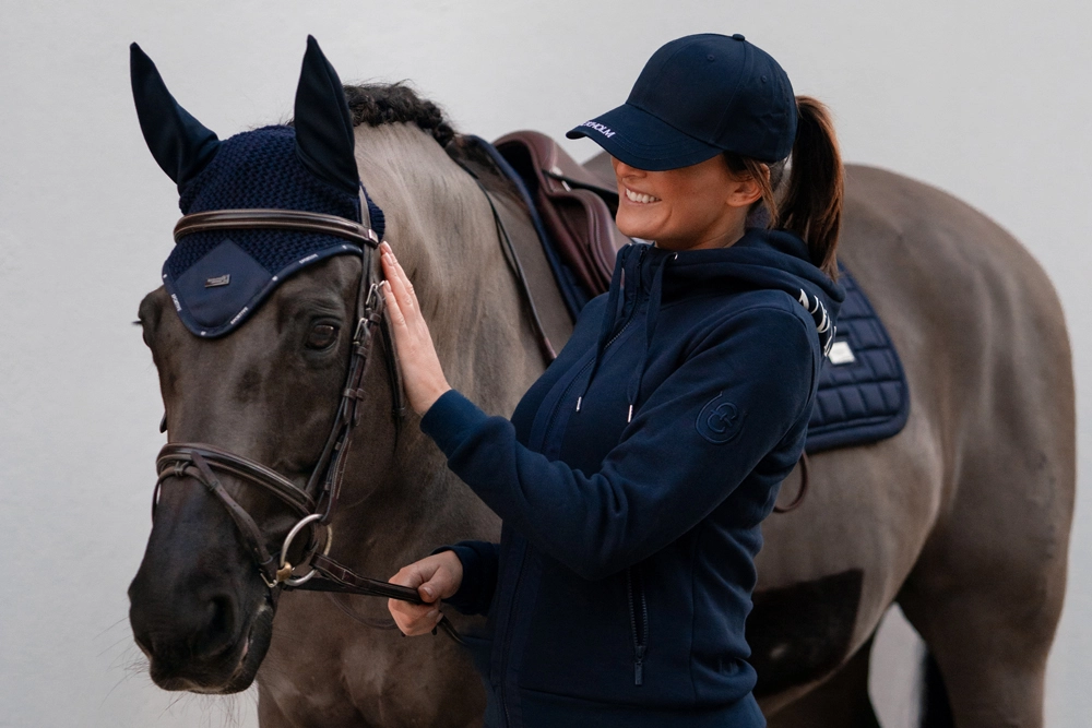 sportive_navy_cap_1 Equestrian Stockholm Base Cap Sportive navy