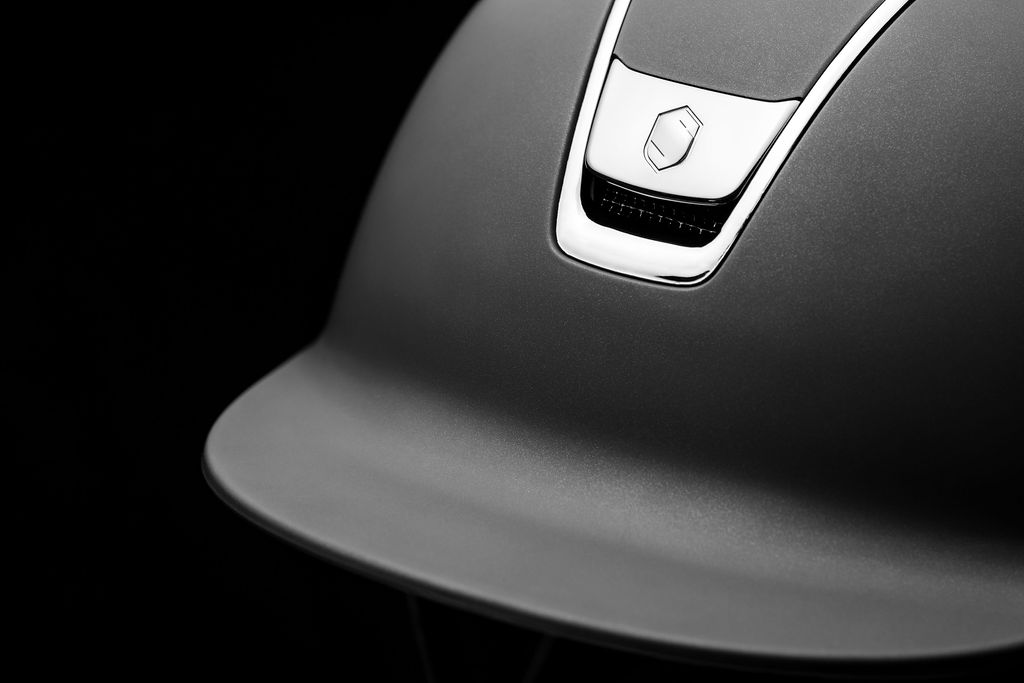 Samshield Reithelm Classic 2.0 Shadowmatt, black chrome ink. Inlay Samshield Reithelm Classic 2.0 Shadowmatt, black chrome ink. Inlay