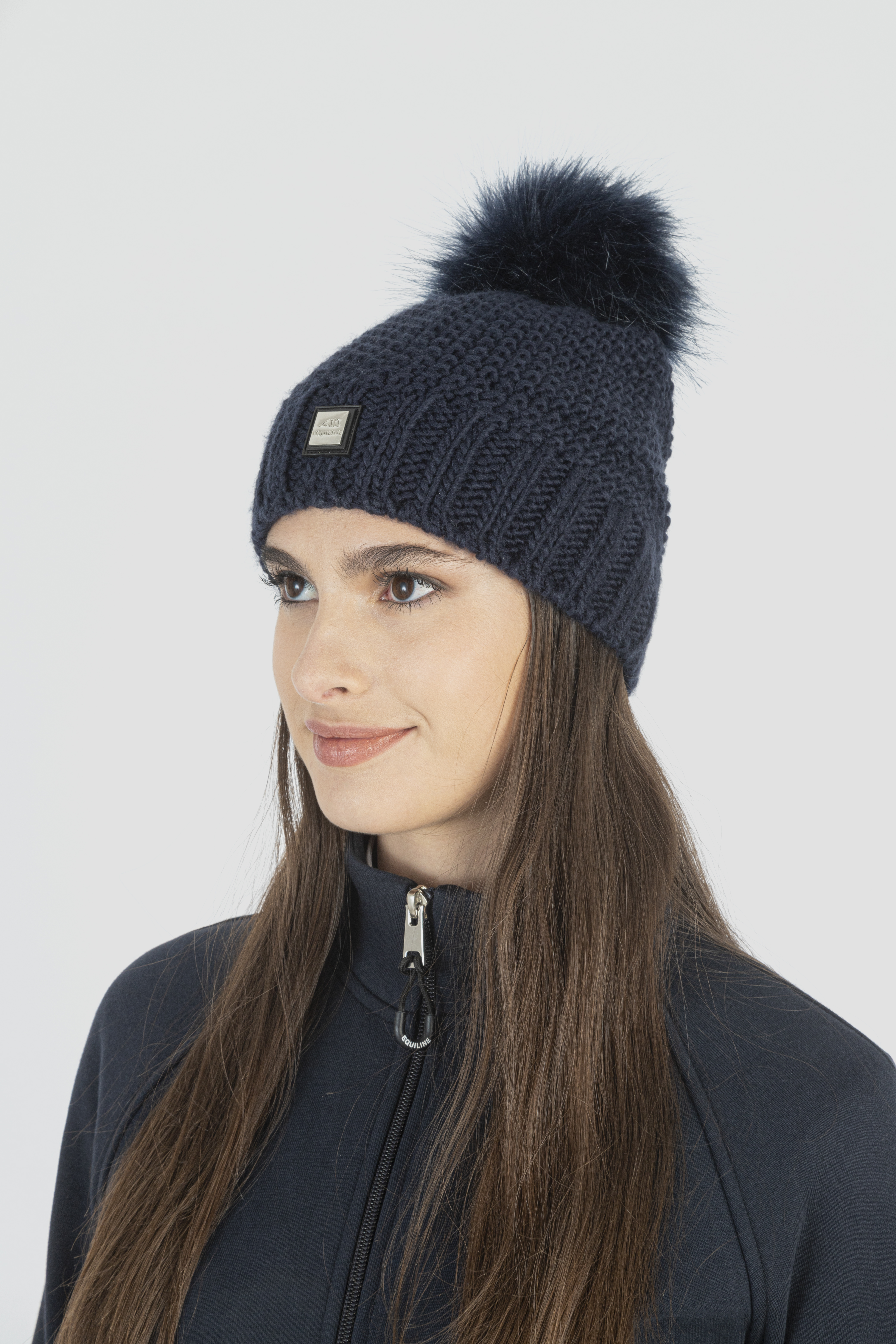 T11340_Cedic_002_Woman_OK Equiline HW21 Damen Wollmütze Cedic