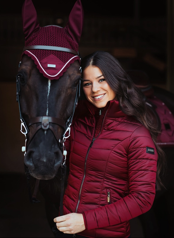 Reitjbordeaux2 Equestrian Stockholm Leichte Reitjacke Bordeaux