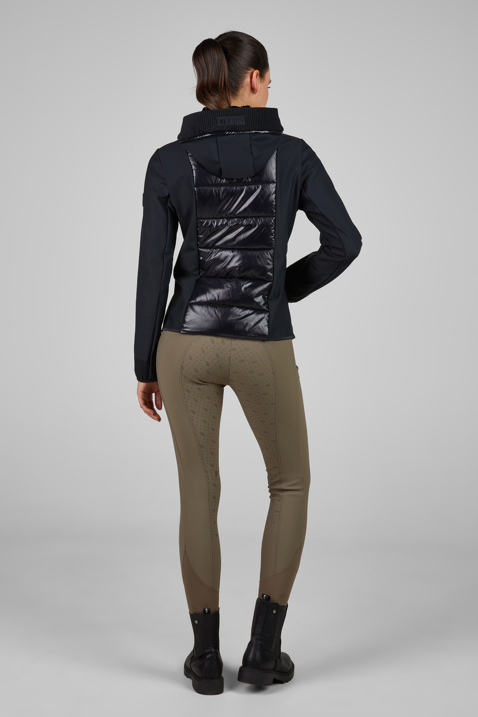 Pikeur HW25 Hybrid Jacke 8049 Selection