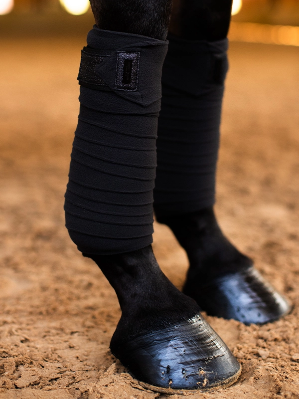 Equestrian Stockholm Fleece Bandagen All Black Glimmer