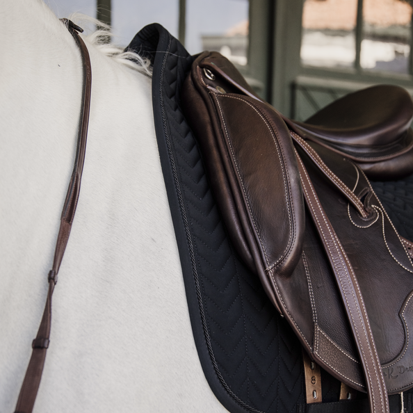Kentucky Horsewear Dressur Schabracke Fishbone