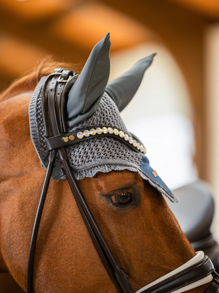 Equestrian Stockholm Fliegenhaube Metallic blue Equestrian Stockholm Fliegenhaube Metallic blue