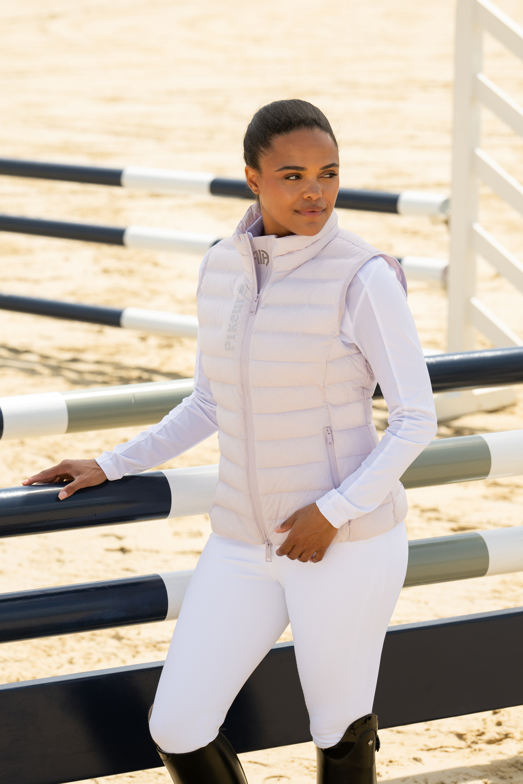 Pikeur FS25 Athleisure Damen Quilted Weste 7002 Pikeur FS25 Athleisure Damen Quilted Weste 7002