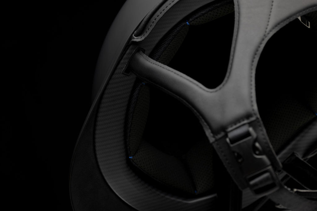 Samshield Reithelm Classic 2.0 Shadowmatt, black chrome ink. Inlay Schwarz