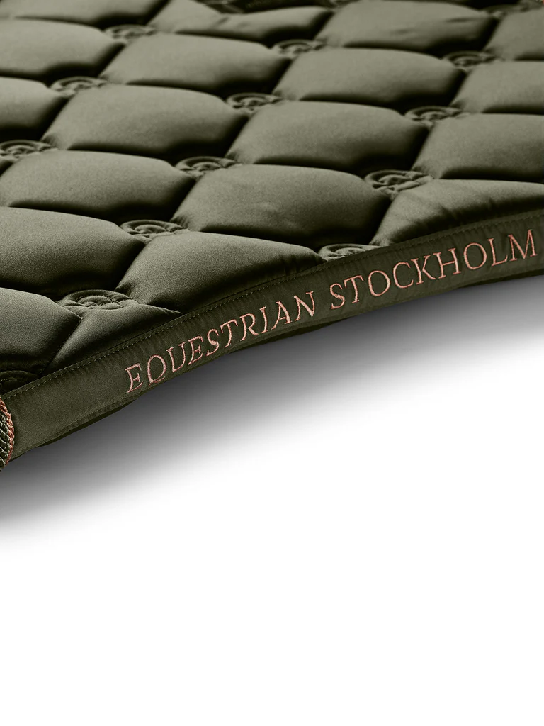 Equestrian Stockholm Spring Schabracke Striking Valley