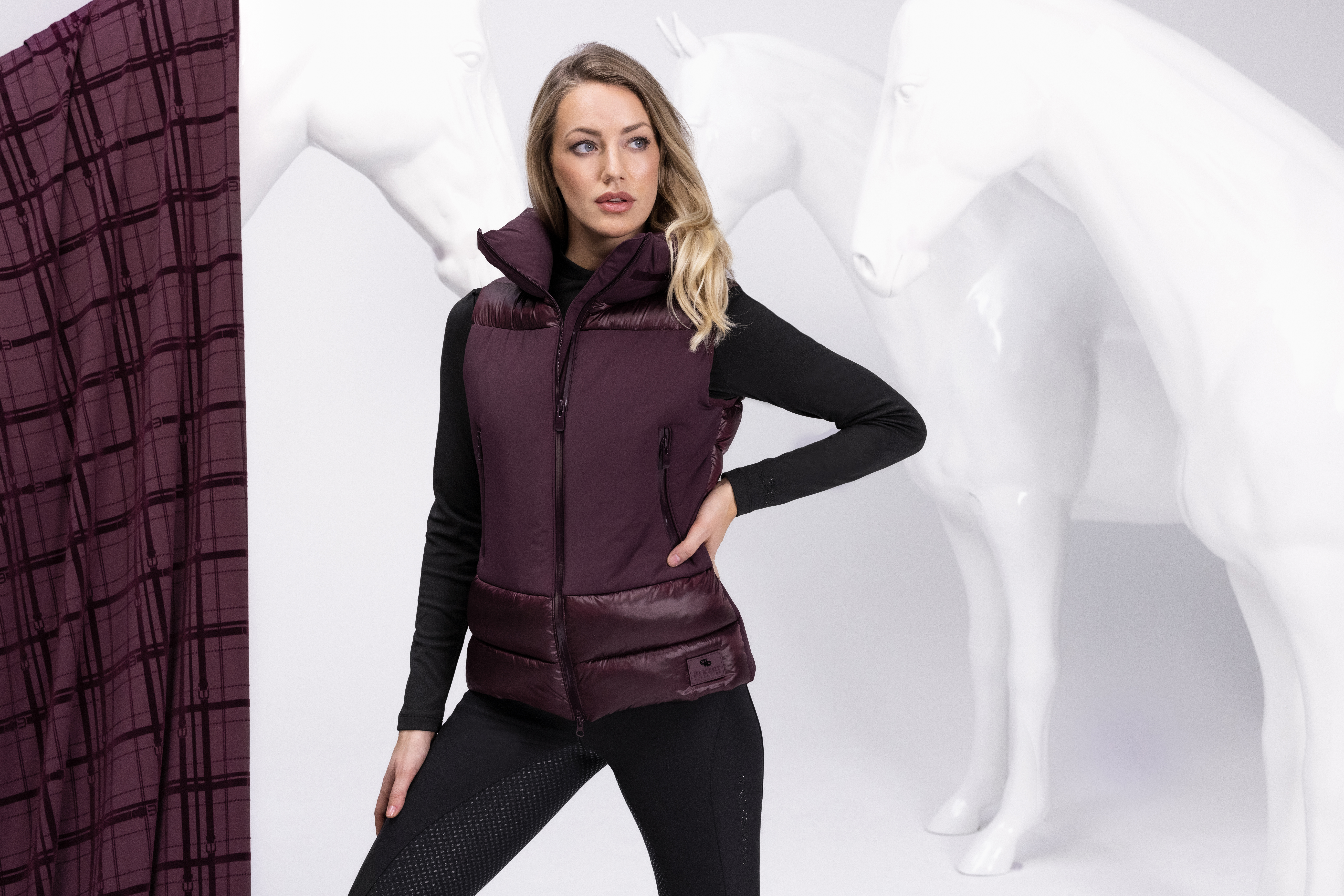 Pikeur Damen Qulit Weste 4001 Selection Kontrast Karo Design Pikeur Damen Qulit Weste 4001 Selection Kontrast Karo Design