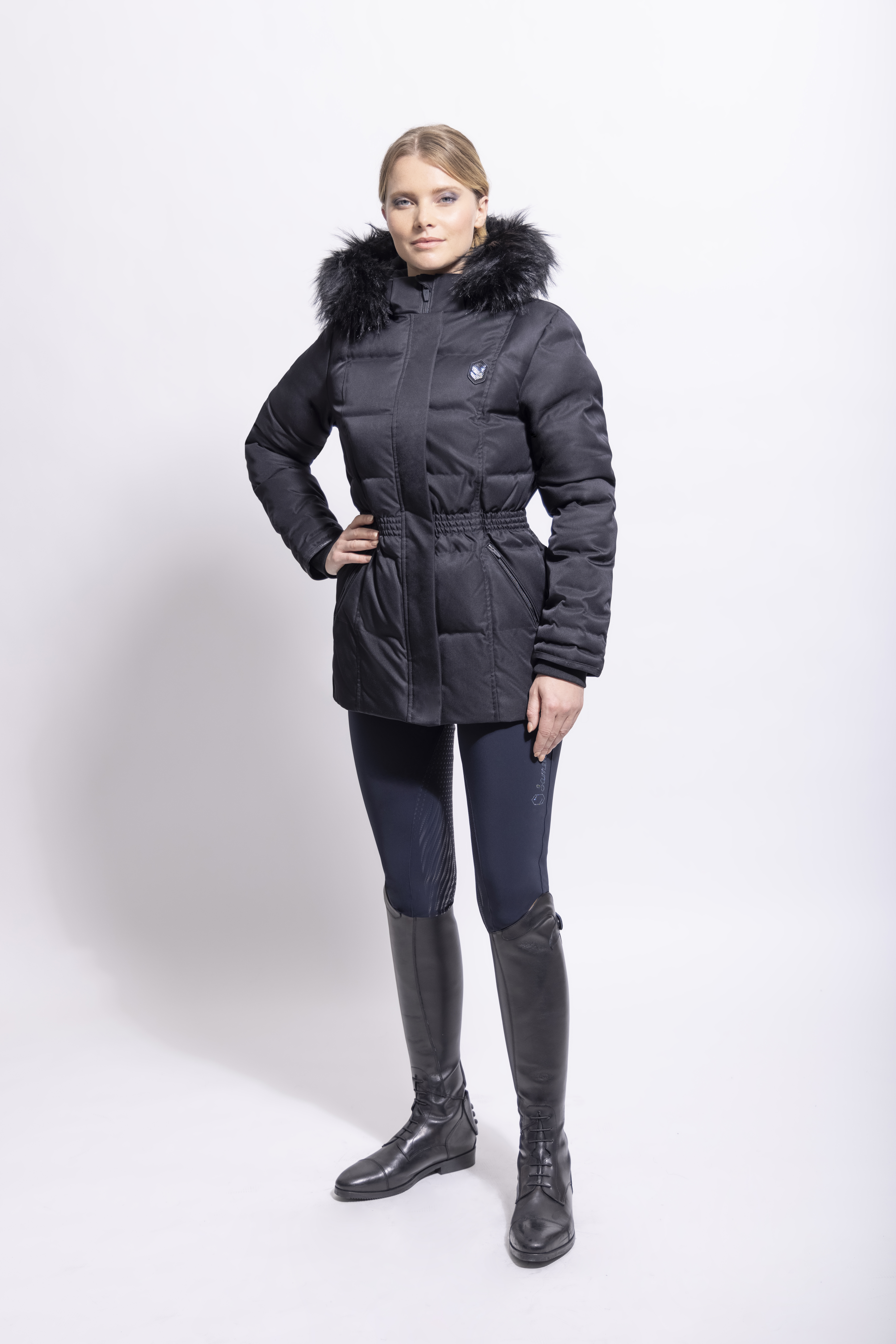samshield-fw21-meribel-FL-black-0042 Samshield FW22 Damen Daunen Jacke Meribel