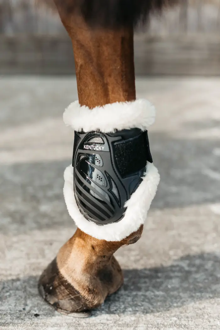 Kentucky Horsewear Vegane Lammfell Streichkappen Junge Pferde