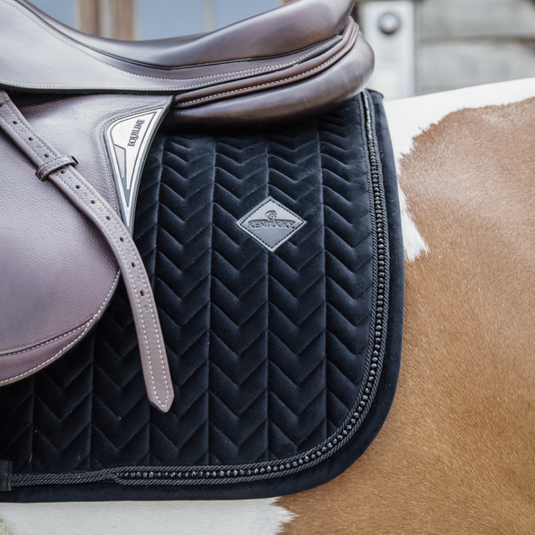 Kentucky Horsewear Spring Schabracke Samt Pearls