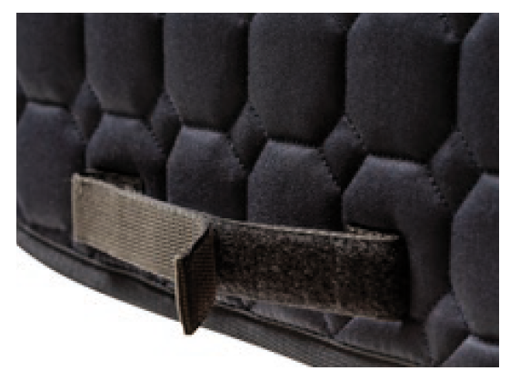 Octagon-black-sp1 Equiline Dressur Schabracke Octagon