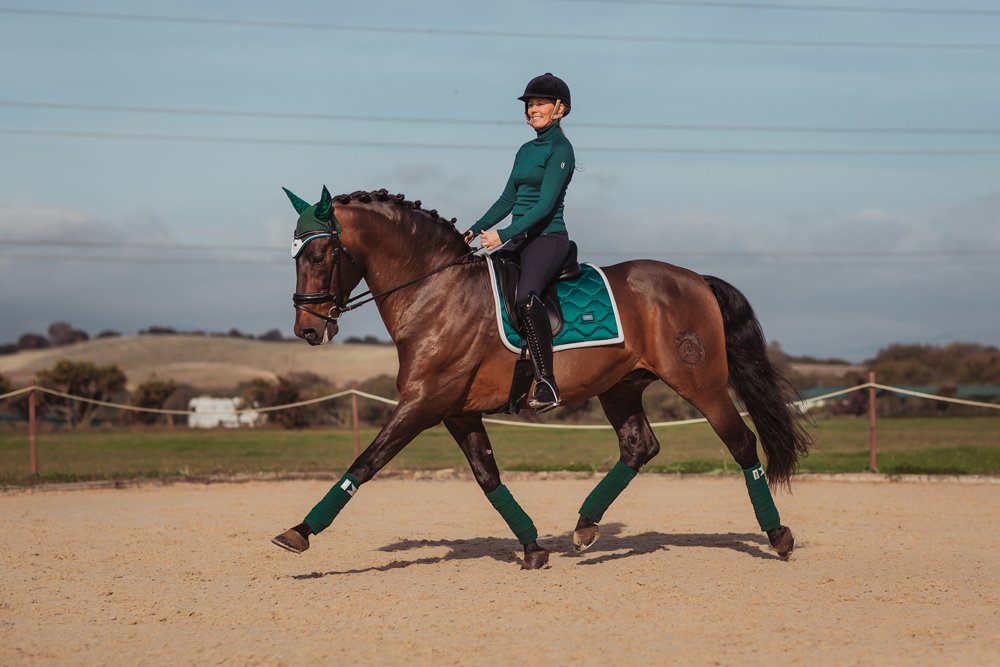 amazonite_dressageset_esstockholm Equestrian Stockholm Fleece Bandagen Amazonite