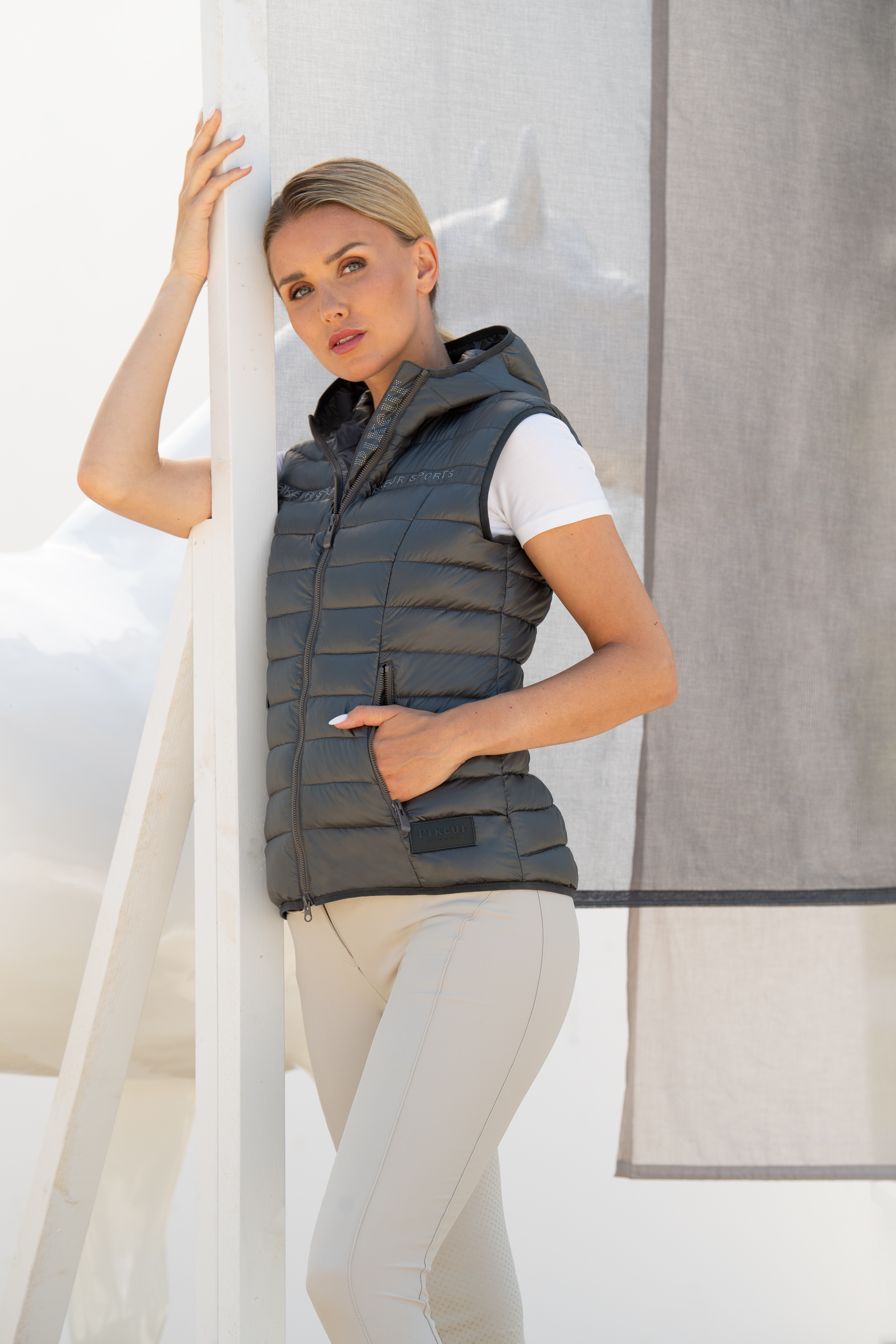 Pikeur FS24 Damen Steppweste Quilt 5005 Sports Pikeur FS24 Damen Steppweste Quilt 5005 Sports
