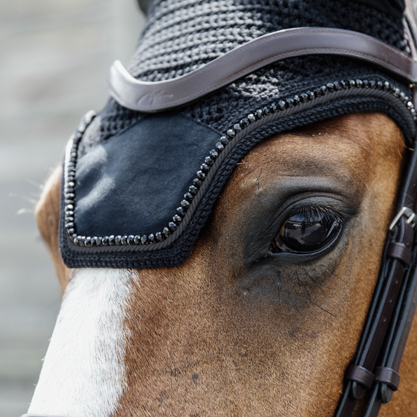 42629black1 Kentucky Horsewear Fliegenhaube Wellington Velvet Pearls